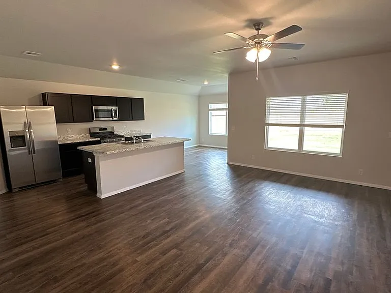 1212 E Gary St — Photo 11