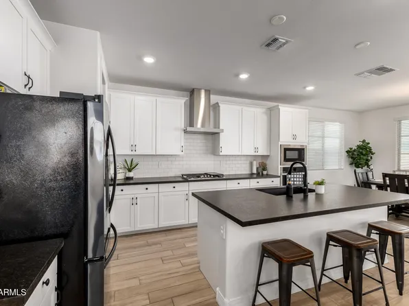 10056 E TRENT Avenue, Mesa, AZ 85212