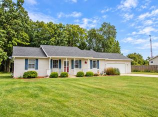 2092 E 100 S, Knox, IN 46534