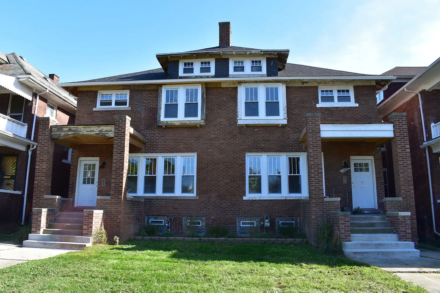 2247 Lothrop St #1 photo 1