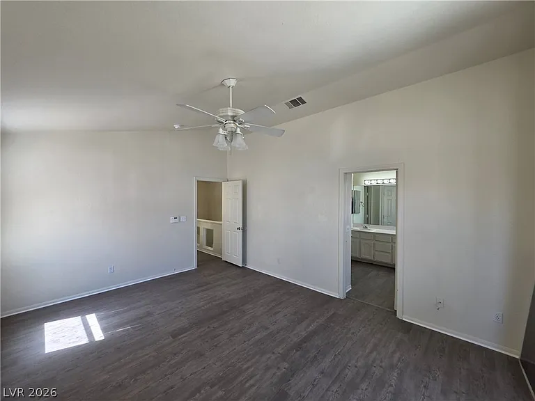 8008 Dover Shores Ave — Photo 28