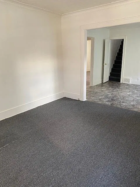 3 bed, 1208 sqft, $1,300 — Photo 2
