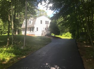 64 Hemlock St, Douglas, MA 01516