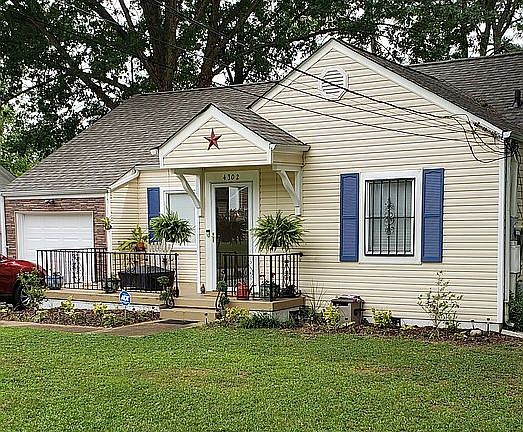 3rd image of 4302 Kemp Dr