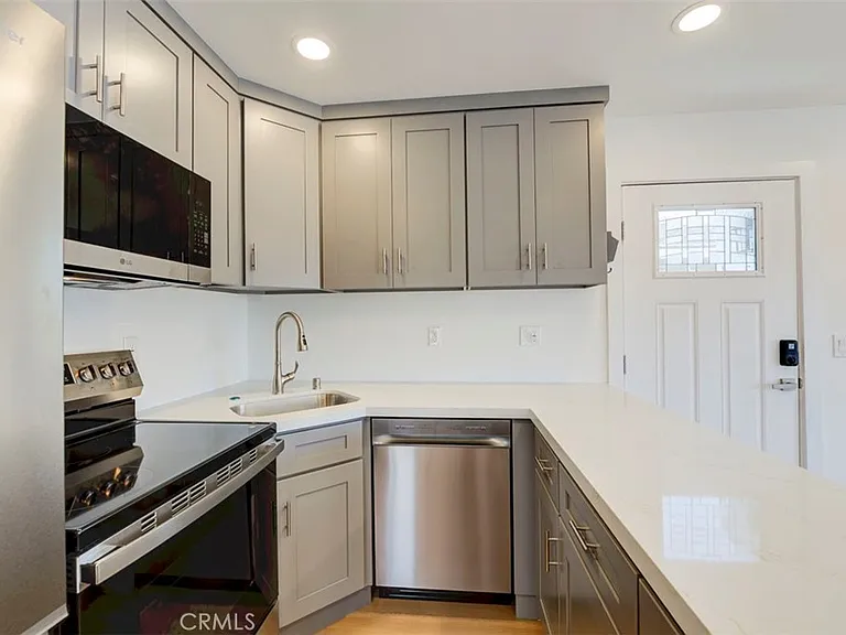 27213 Arena Ln — Photo 4