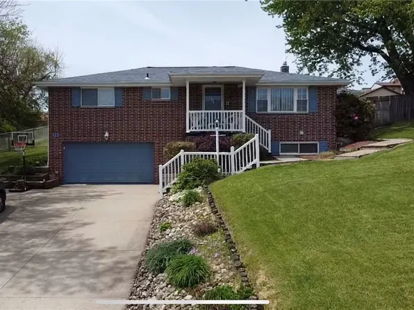 135 Melinda Dr, Wintersville, OH 43953