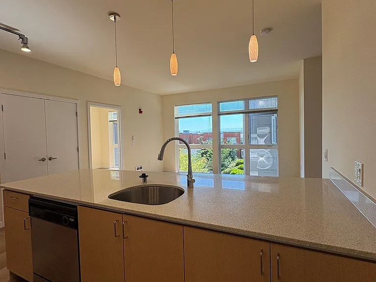 Library Place Apartments — Photo 22