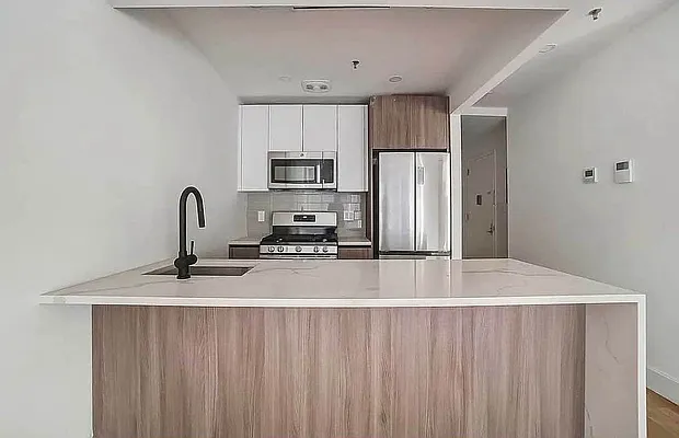 Rented by EXR | media 13