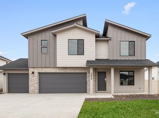 3858 E Jamestown Dr, Nampa, ID 83686