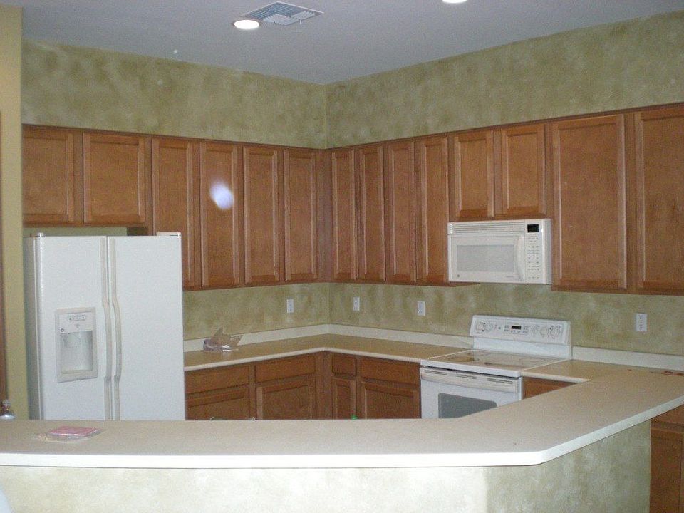 2nd image of 26227 N 73rd Dr