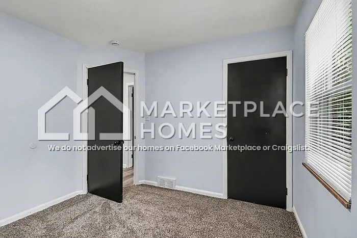 18431 Teppert St — Photo 16