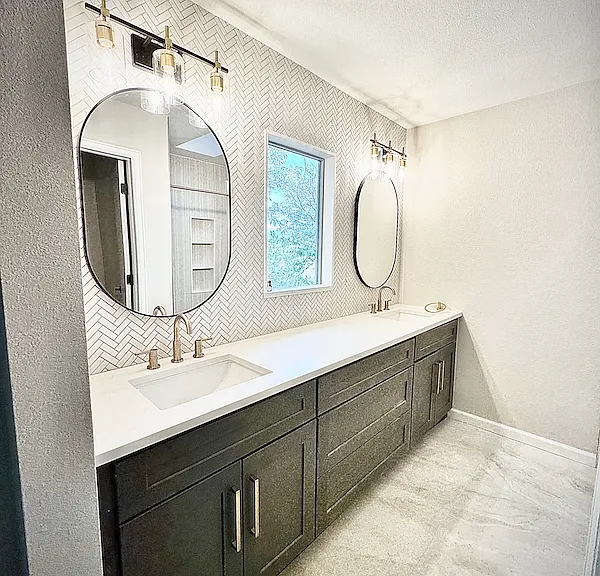 3220 S Espana Cir — Photo 4