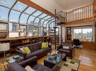 54 E 11th St, New York, NY 10003
