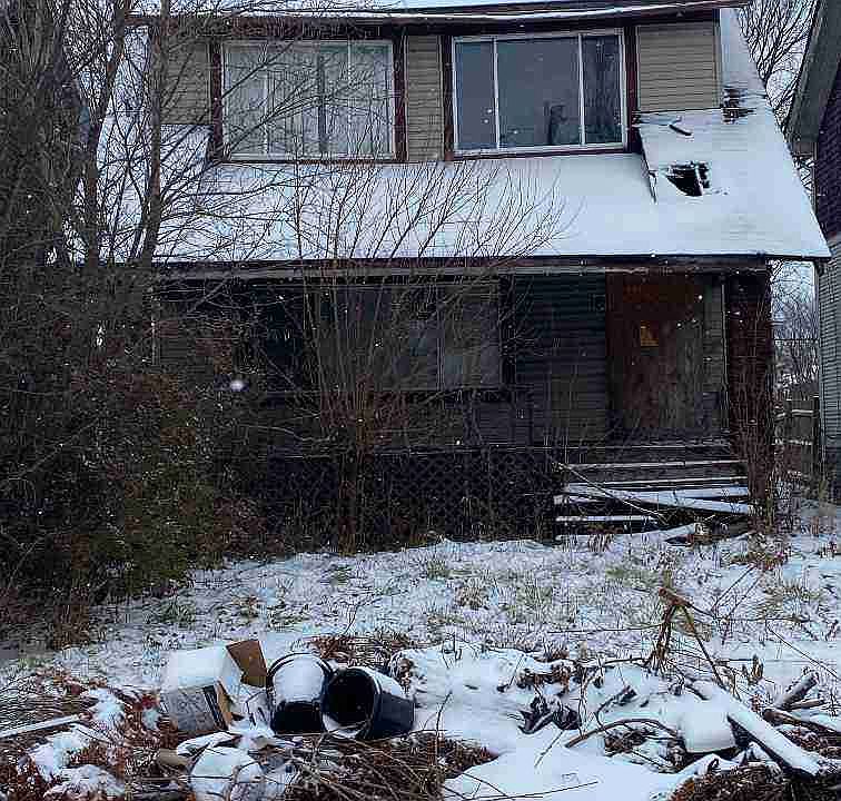5302 Ivanhoe