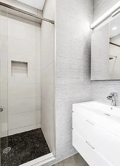 356 W 21st St #6 — Photo 10