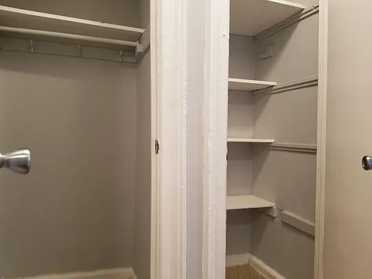 Rented by Bruma Realty LLC | media 6