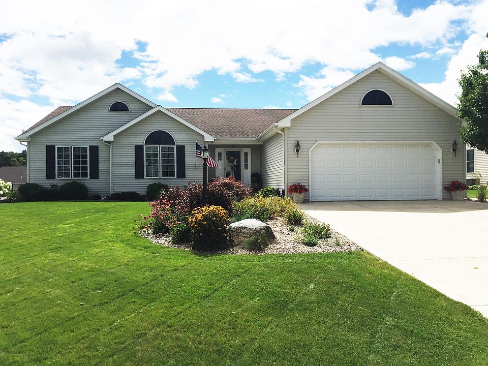 Yard w/irrigation system