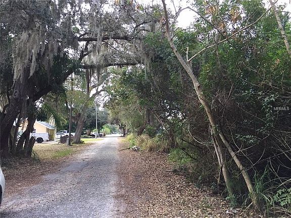 2nd image of Shadylawn Ave