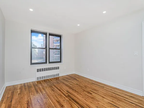 3101 Ocean Parkway image 28 of 39