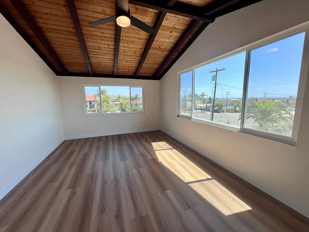 33951 Golden Lantern St — Photo 4