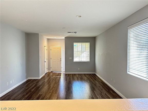 5th image of 8183 Lake Chippewa St
