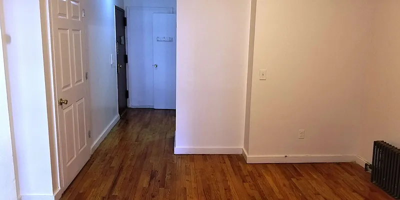 Rented by Virtual Real Estate | media 64