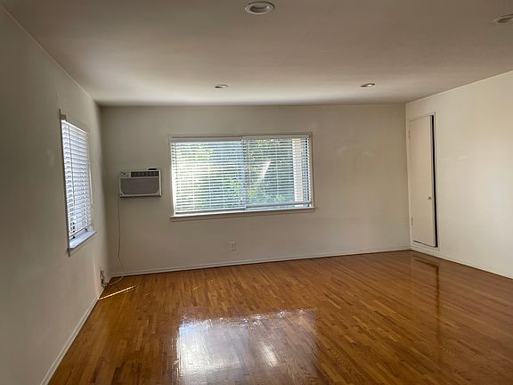 2nd image of 8561 Colgate Ave APT 2