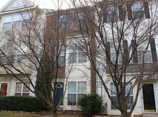 2422 Corn Crib Ct, Herndon, VA 20171