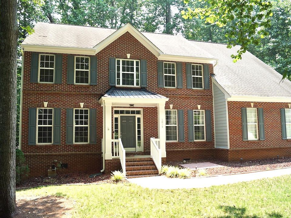 1st image of 1814 W Chapman Ct