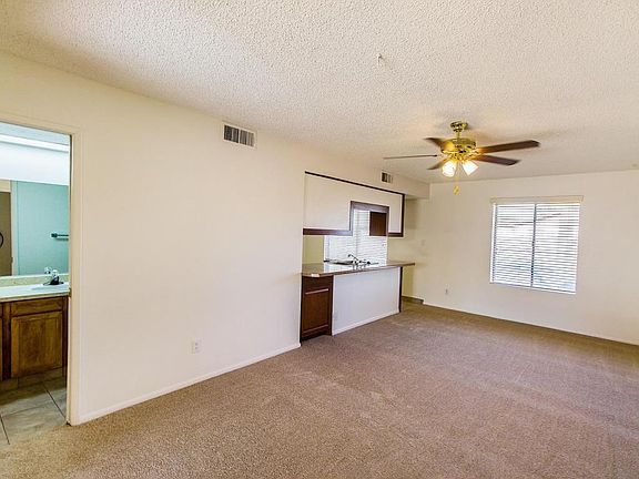 5th image of 631 E Barrus Pl