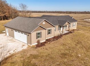 40264 Piddletown Ln, Perry, MO 63462
