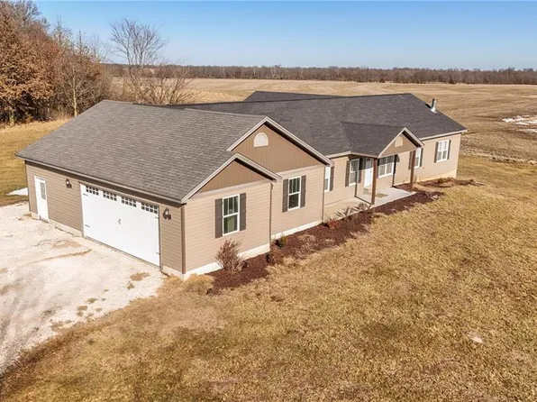 40264 Piddletown Ln, Perry, MO 63462