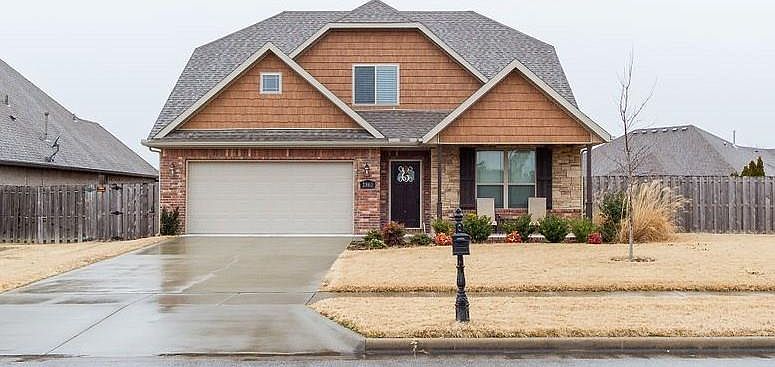 1st image of 2860 W Topaz Dr