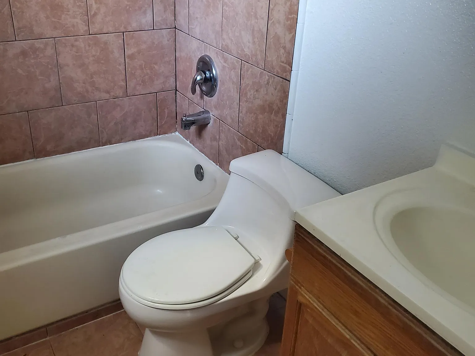1 bed, 550 sqft, $1,550 — Photo 2