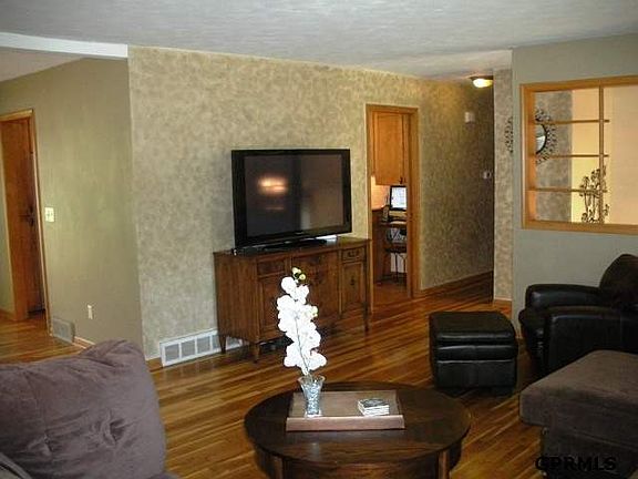 5th image of 10311 Ohio St