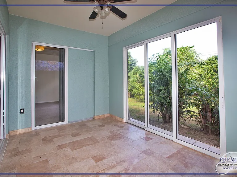 3555 Poinsettia Ave — Photo 33