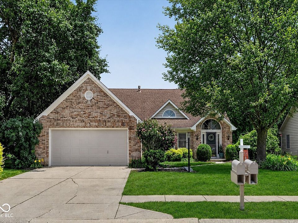 1st image of 11501 Woodview East Dr