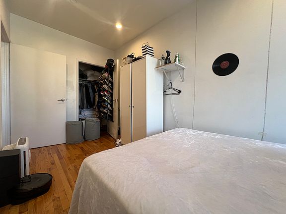 3rd image of 108 W 116th St APT 3A