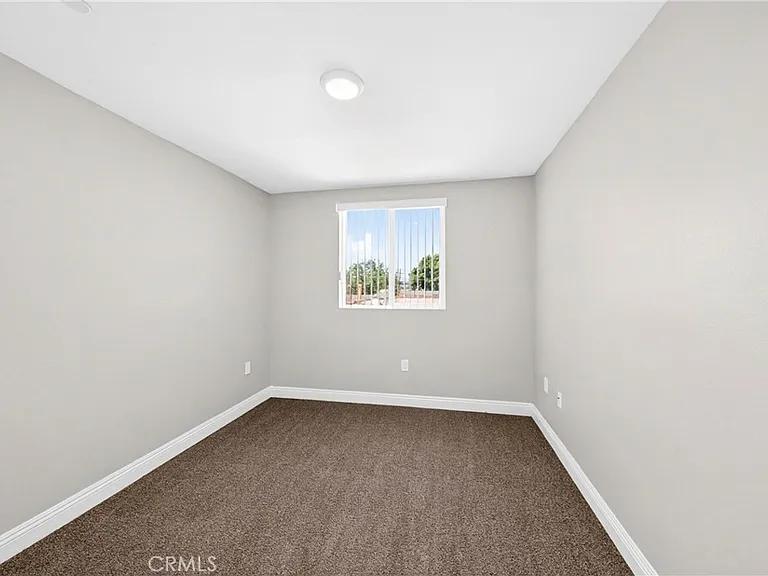 11227 Towne Ave — Photo 16