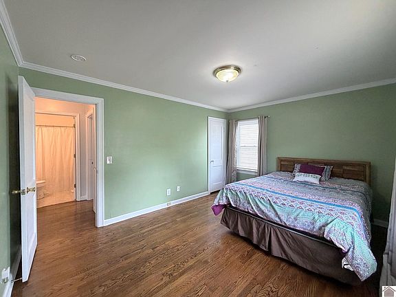 5th image of 2905 Mayfield Rd