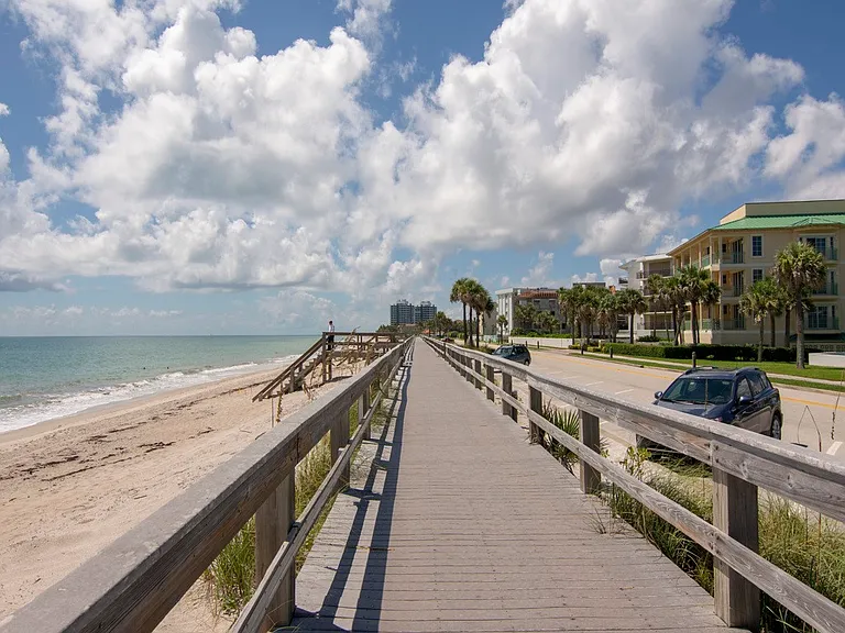 3939 Ocean Dr #201A — Photo 30