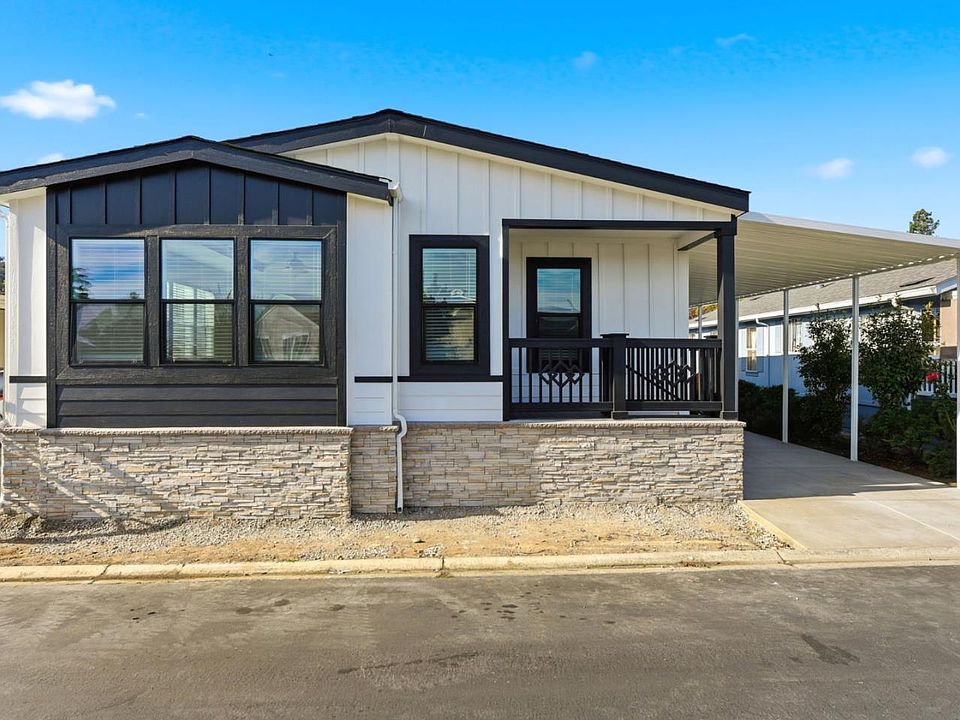 1st image of 896 Villa Teresa Way #896