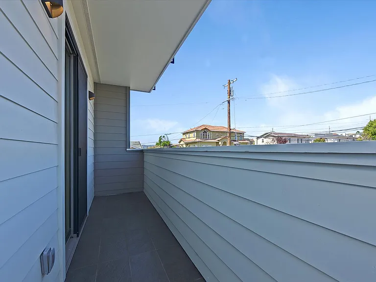 Deck for Bedroom 3