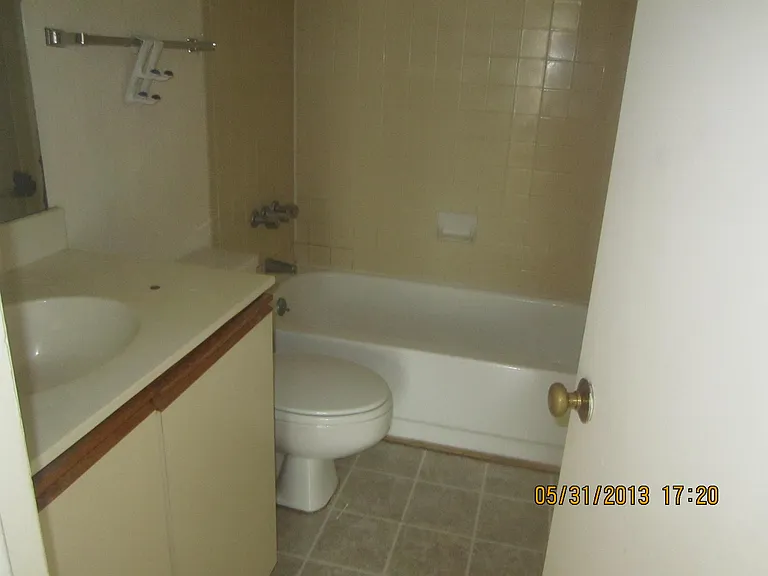 1600 Park Cir #218 — Photo 5