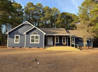 101 River Reach Dr W, Swansboro, NC 28584