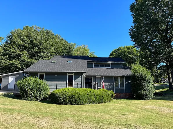 1301 Quail Run Cir, Bentonville, AR 72712