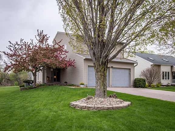 2nd image of 2228 Fareway Dr