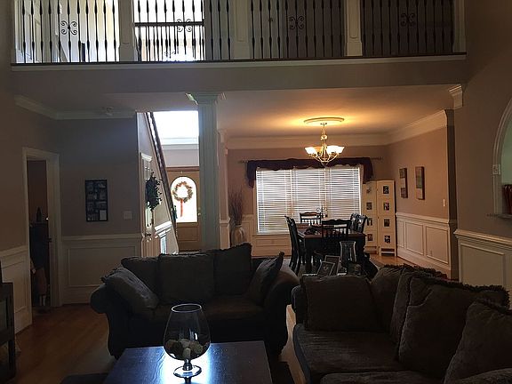 2nd image of 8504 Blackstone Dr