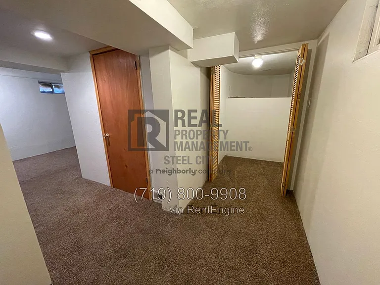 1119 Jackson St — Photo 12