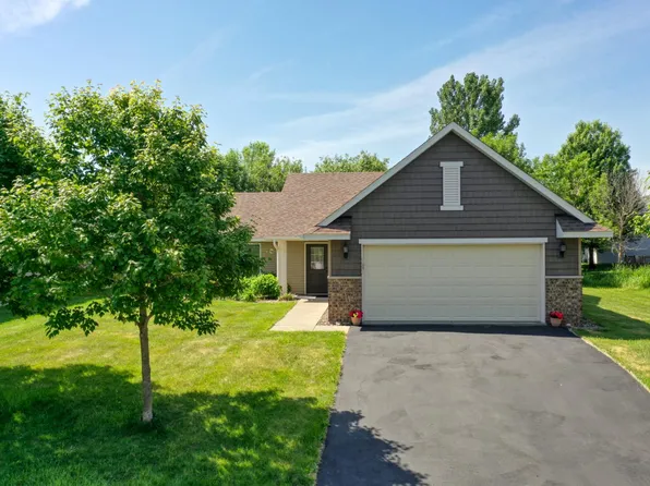 6479 204th St N, Forest Lake, MN 55025